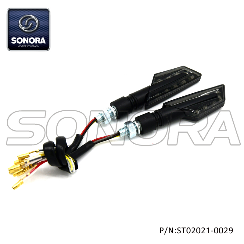 E-mark LED Winker Smoke Lens Black Body E-mark LED Winker Smoke Lens Cuerpo negro