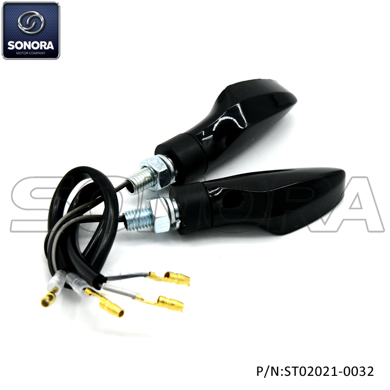 ST02021-0032 (4) ST02021-0032 (4)