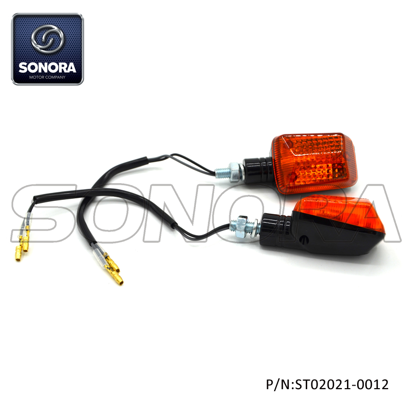 ST02021-0012 Plastic Shell, Bulb E-mark Bulb Light (4) ST02021-0012 Carcasa de plástico, bombilla Luz de bombilla con marca E (4)
