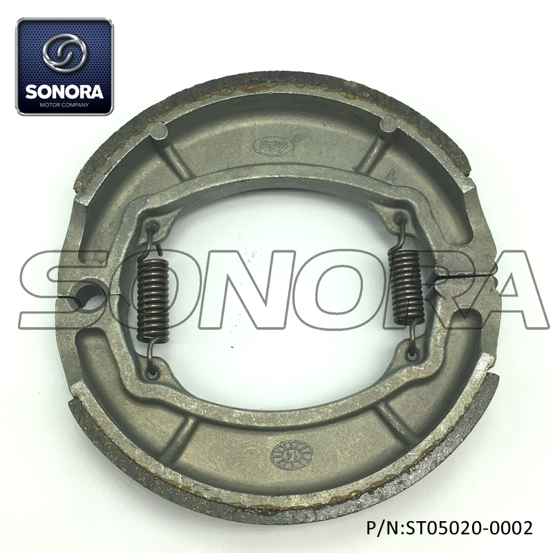 ST05020-0002 GY6 125 152QMI Brake shose (1) ST05020-0002 GY6 125 152QMI Calzo de freno (1)