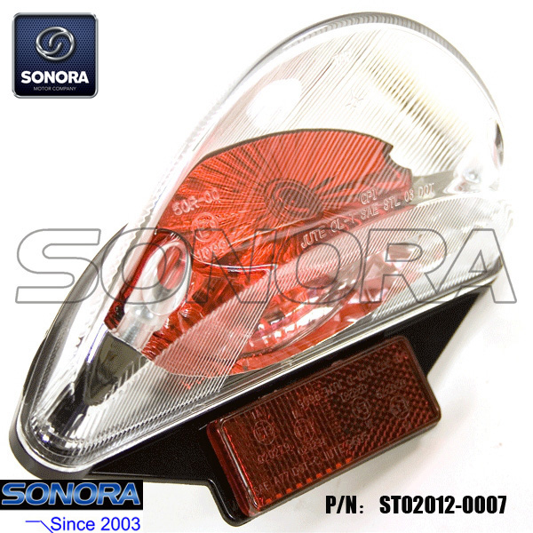 BT49QT-12F3 (4P) LUZ TRASERA TANCO ST02012-0007