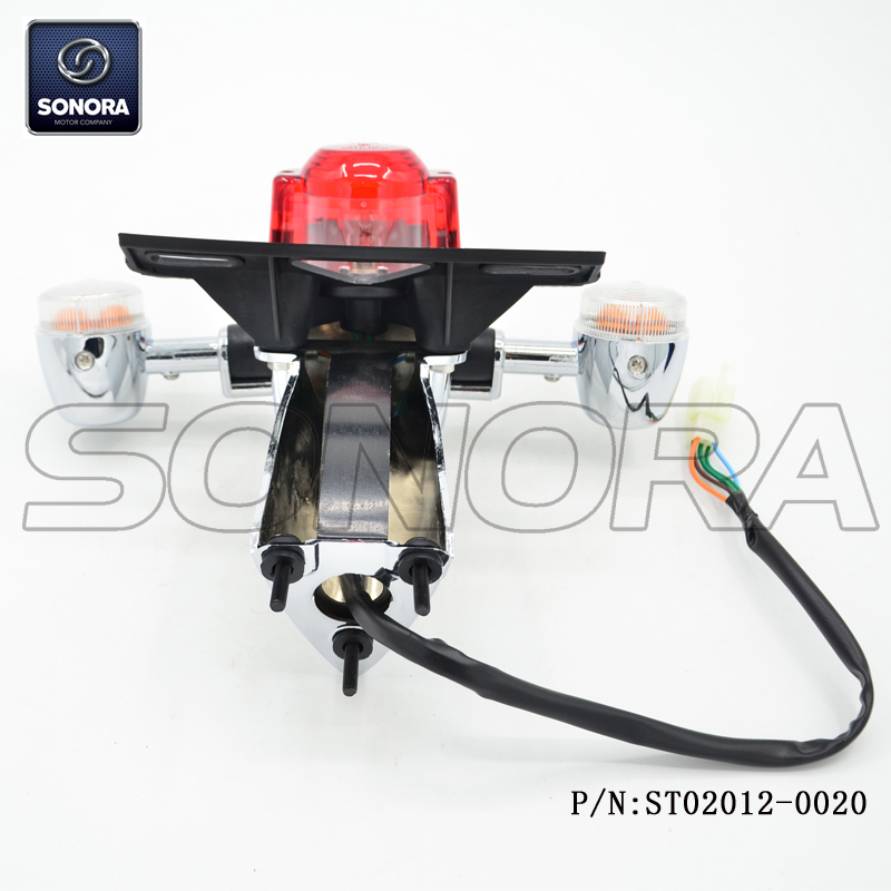 ST02012-0020 (3)