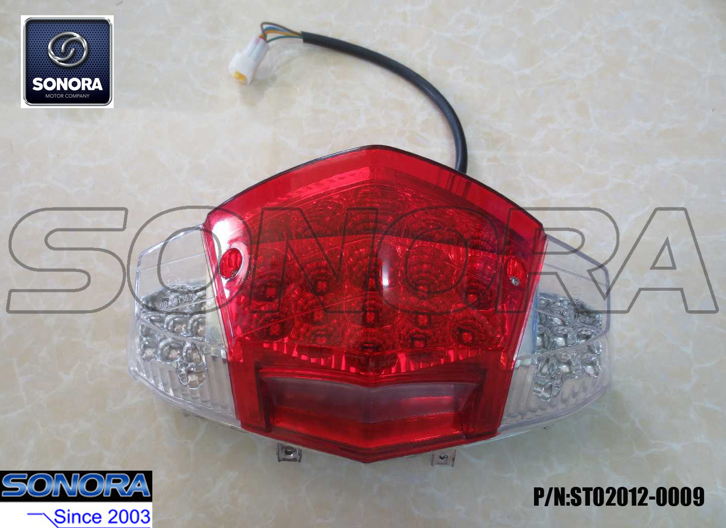 BT49QT-20CA4 LUZ TRASERA ST02012-0009